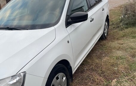 Skoda Rapid I, 2014 год, 750 000 рублей, 3 фотография