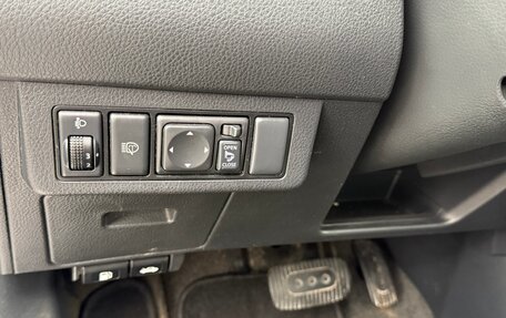 Nissan Tiida, 2010 год, 890 000 рублей, 22 фотография