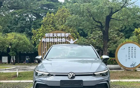 Volkswagen Golf VIII, 2022 год, 1 580 555 рублей, 2 фотография