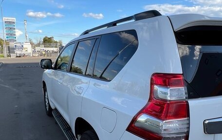 Toyota Land Cruiser Prado 150 рестайлинг 2, 2015 год, 3 800 000 рублей, 6 фотография