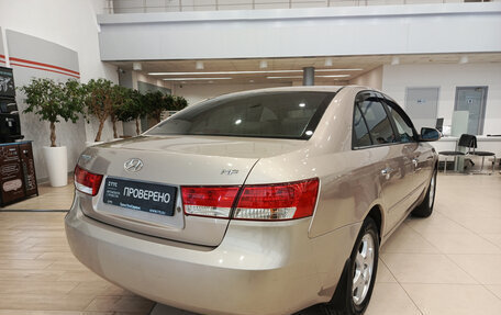 Hyundai Sonata VI, 2006 год, 462 000 рублей, 9 фотография