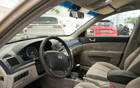 Hyundai Sonata VI, 2006 год, 462 000 рублей, 20 фотография