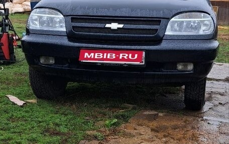 Chevrolet Niva I рестайлинг, 2004 год, 310 000 рублей, 1 фотография