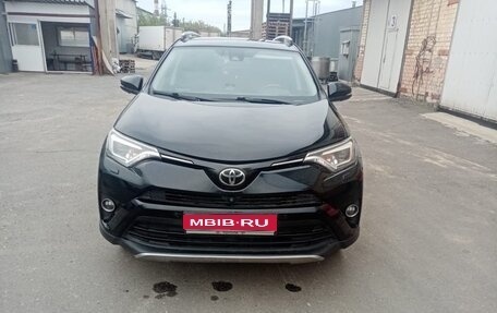Toyota RAV4, 2016 год, 2 300 000 рублей, 1 фотография