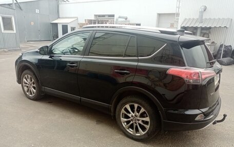 Toyota RAV4, 2016 год, 2 300 000 рублей, 3 фотография