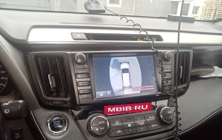 Toyota RAV4, 2016 год, 2 300 000 рублей, 6 фотография