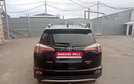 Toyota RAV4, 2016 год, 2 300 000 рублей, 2 фотография