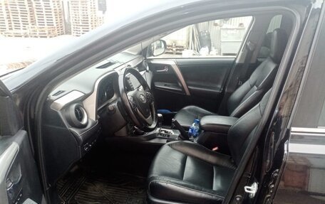 Toyota RAV4, 2016 год, 2 300 000 рублей, 9 фотография