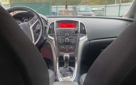 Opel Astra J, 2011 год, 545 000 рублей, 12 фотография