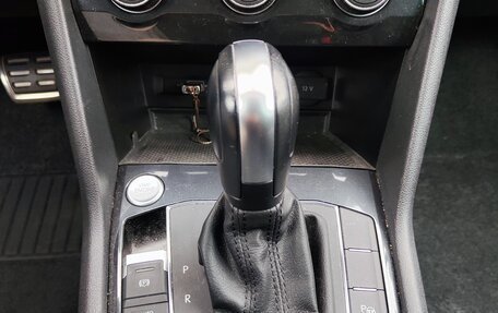 Volkswagen Tiguan II, 2020 год, 2 650 000 рублей, 10 фотография