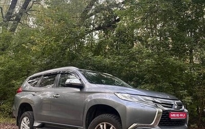 Mitsubishi Pajero Sport III рестайлинг, 2017 год, 2 200 000 рублей, 1 фотография
