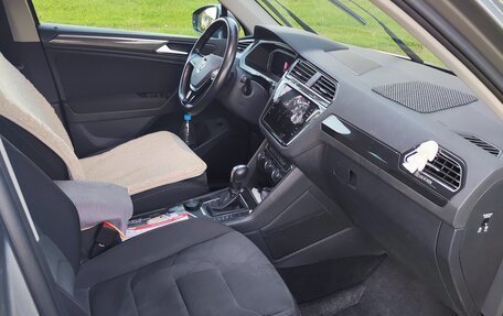 Volkswagen Tiguan II, 2020 год, 2 650 000 рублей, 14 фотография