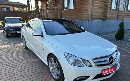 Mercedes-Benz E-Класс, 2011 год, 1 590 000 рублей, 1 фотография