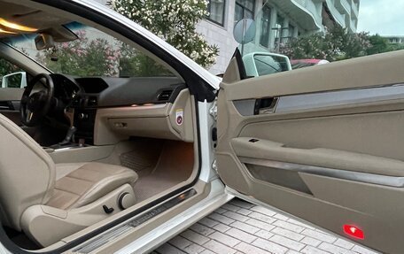 Mercedes-Benz E-Класс, 2011 год, 1 700 000 рублей, 6 фотография