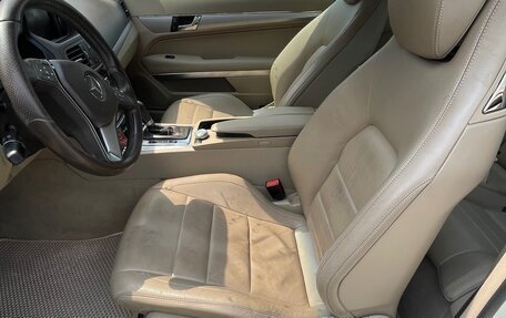 Mercedes-Benz E-Класс, 2011 год, 1 700 000 рублей, 8 фотография