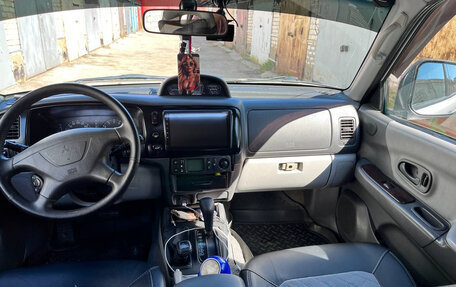 Mitsubishi Pajero Sport II рестайлинг, 2003 год, 750 000 рублей, 10 фотография