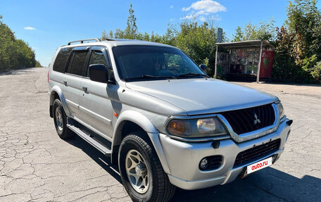 Mitsubishi Pajero Sport II рестайлинг, 2003 год, 750 000 рублей, 2 фотография