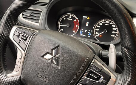 Mitsubishi Pajero Sport III рестайлинг, 2017 год, 2 200 000 рублей, 25 фотография