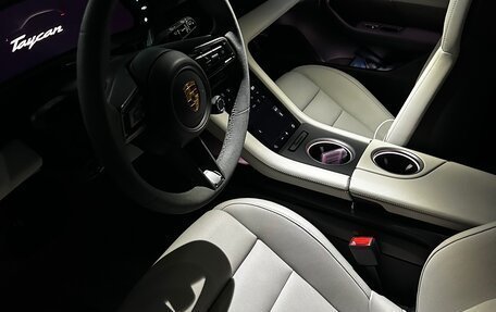 Porsche Taycan I, 2021 год, 8 000 000 рублей, 6 фотография