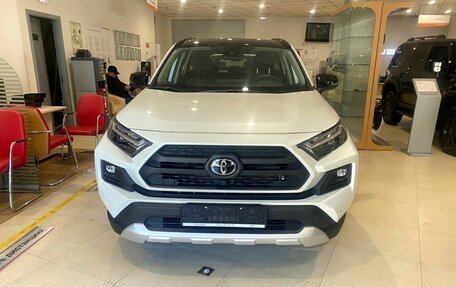 Toyota RAV4, 2024 год, 4 750 000 рублей, 2 фотография