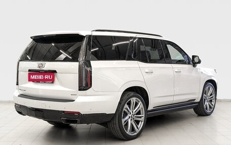 Cadillac Escalade V, 2024 год, 22 900 000 рублей, 2 фотография
