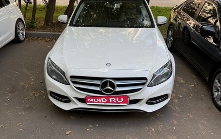 Mercedes-Benz C-Класс, 2015 год, 2 100 000 рублей, 1 фотография