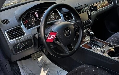 Volkswagen Touareg III, 2011 год, 1 700 000 рублей, 9 фотография