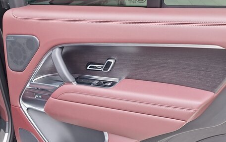 Land Rover Range Rover IV рестайлинг, 2022 год, 18 450 000 рублей, 4 фотография