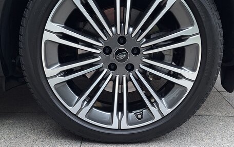 Land Rover Range Rover IV рестайлинг, 2022 год, 18 450 000 рублей, 3 фотография