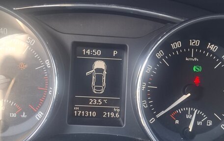 Skoda Superb III рестайлинг, 2012 год, 1 100 000 рублей, 10 фотография