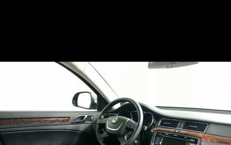 Skoda Superb III рестайлинг, 2012 год, 1 100 000 рублей, 4 фотография
