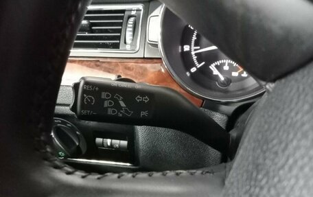 Skoda Superb III рестайлинг, 2012 год, 1 100 000 рублей, 22 фотография