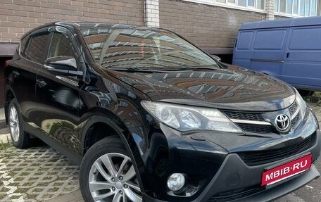 Toyota RAV4, 2013 год, 1 800 000 рублей, 2 фотография