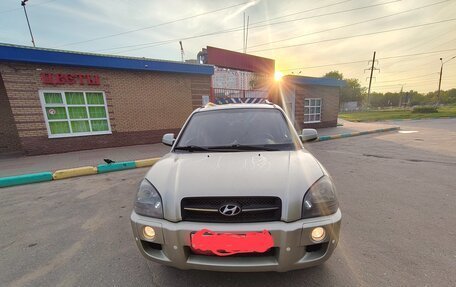 Hyundai Tucson III, 2007 год, 650 000 рублей, 1 фотография