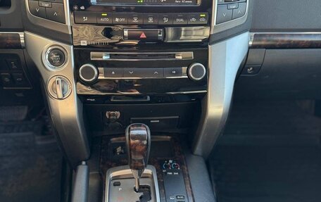 Toyota Land Cruiser 200, 2014 год, 3 700 000 рублей, 23 фотография