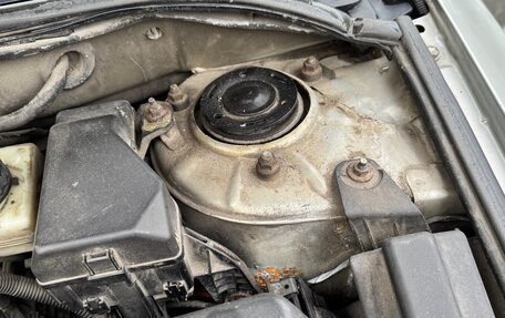 Toyota Avensis III рестайлинг, 2006 год, 590 000 рублей, 19 фотография