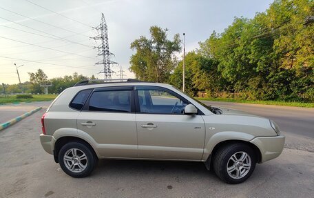 Hyundai Tucson III, 2007 год, 650 000 рублей, 3 фотография