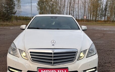 Mercedes-Benz E-Класс, 2012 год, 1 550 000 рублей, 1 фотография