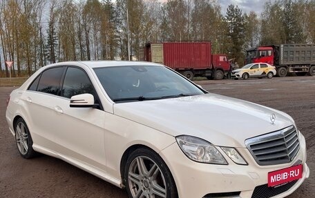 Mercedes-Benz E-Класс, 2012 год, 1 550 000 рублей, 2 фотография