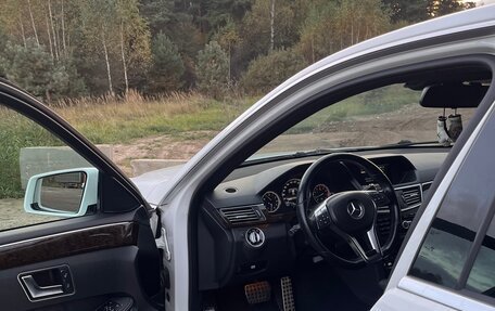 Mercedes-Benz E-Класс, 2012 год, 1 550 000 рублей, 5 фотография