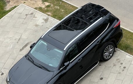 Toyota Highlander, 2021 год, 5 590 000 рублей, 8 фотография
