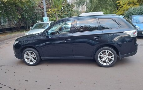 Mitsubishi Outlander III рестайлинг 3, 2012 год, 1 250 000 рублей, 7 фотография