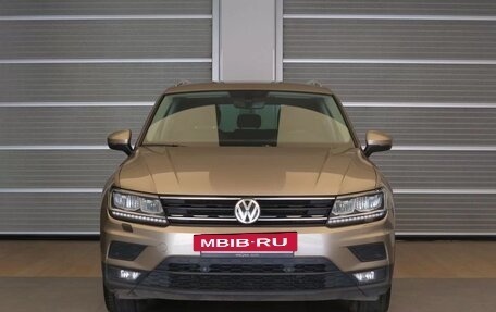 Volkswagen Tiguan II, 2018 год, 1 840 000 рублей, 26 фотография
