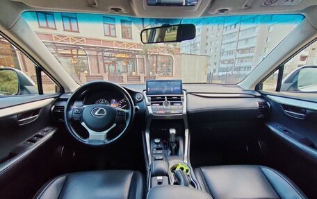 Lexus NX I, 2017 год, 2 950 000 рублей, 4 фотография