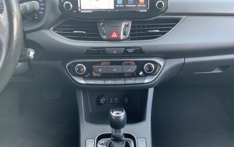 Hyundai i30 III, 2018 год, 1 590 000 рублей, 11 фотография