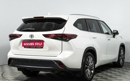 Toyota Highlander, 2021 год, 4 849 898 рублей, 5 фотография
