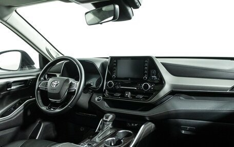 Toyota Highlander, 2021 год, 4 849 898 рублей, 9 фотография