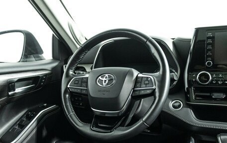 Toyota Highlander, 2021 год, 4 849 898 рублей, 25 фотография