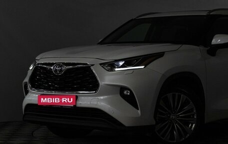 Toyota Highlander, 2021 год, 4 849 898 рублей, 31 фотография