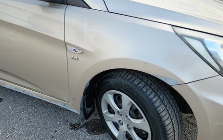 Hyundai Solaris II рестайлинг, 2011 год, 525 000 рублей, 10 фотография